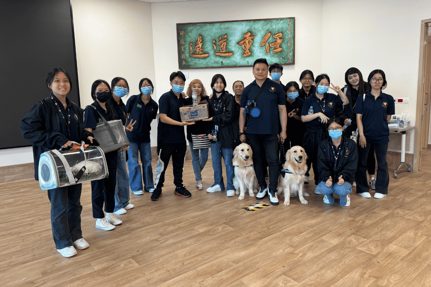 Visiting Kwong Wai Shu Hospital! With our Bunnies! 2024